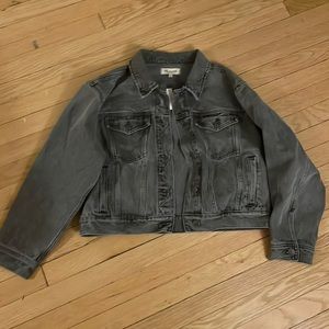 Brand new madewell jean jacket gray/black wash